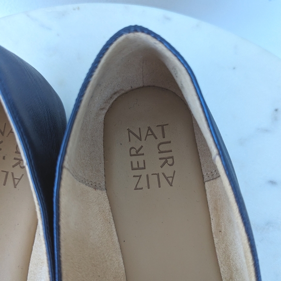 Naturalizer Women's Emiline Blue Metallic Leather Loafers - Picture 4 of 10